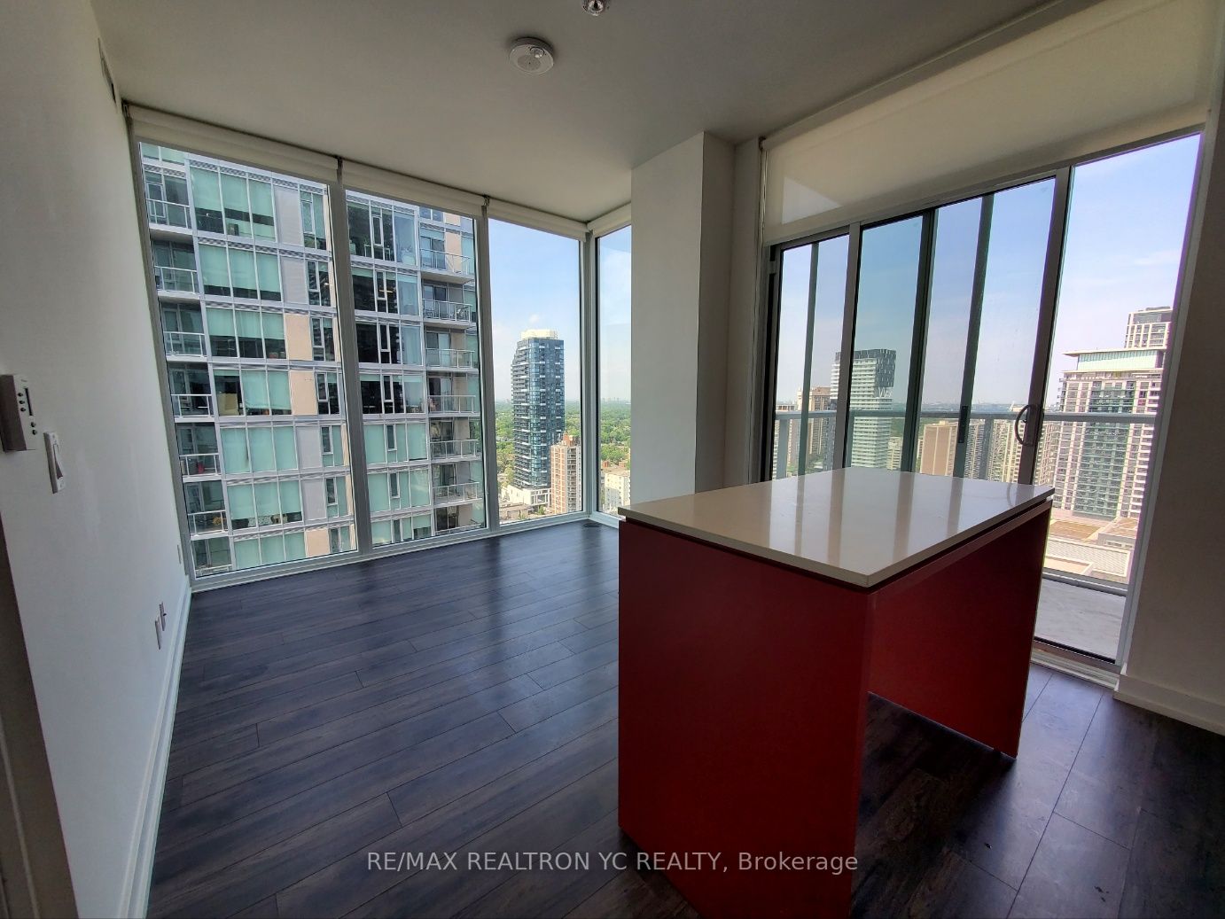 1903 33 Helendale Ave, Toronto Leased, C7207462 Condos.ca