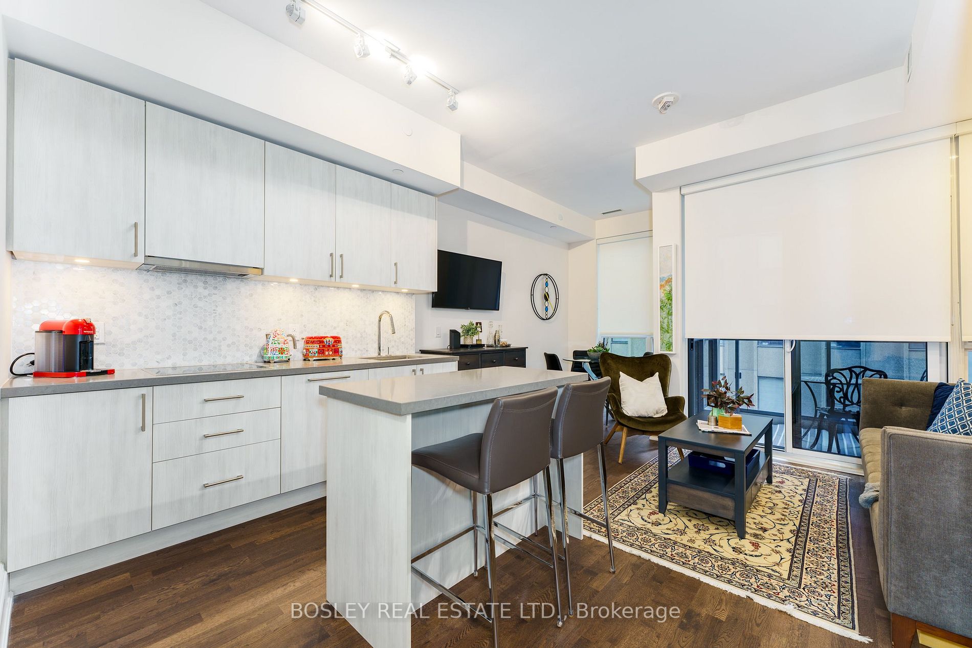 610 88 Cumberland St, Toronto Leased, C7258704 Condos.ca