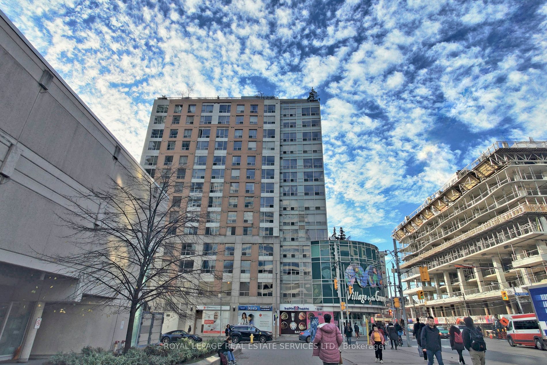 901 152 St. Patrick St, Toronto Terminated, C7308498 Condos.ca