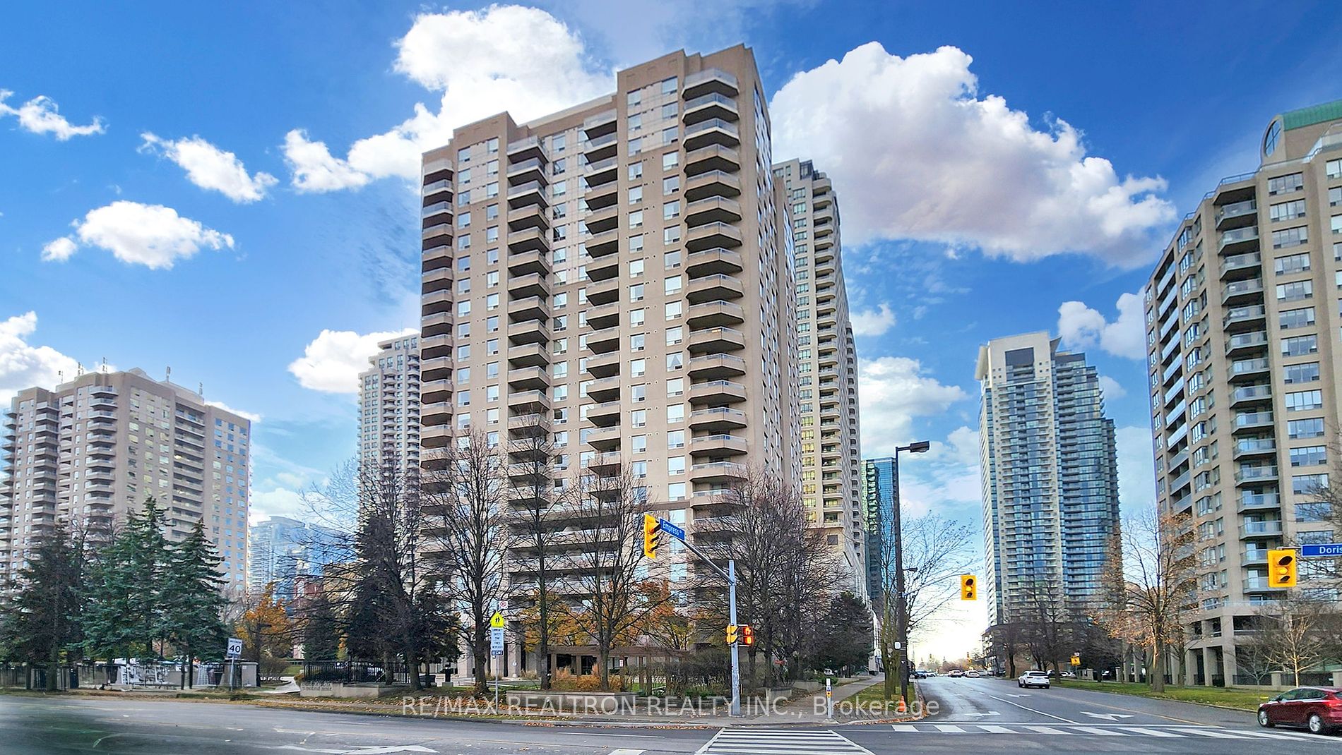 35 Empress Ave North York Deals