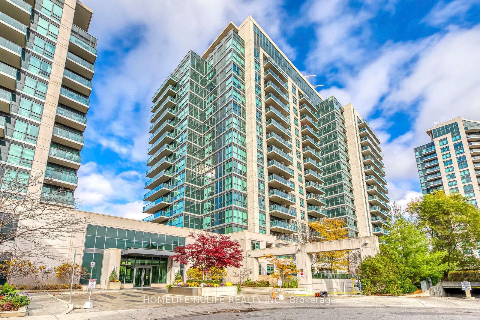 510 35 Brian Peck Cres, East York Terminated, C7344266 Condos.ca