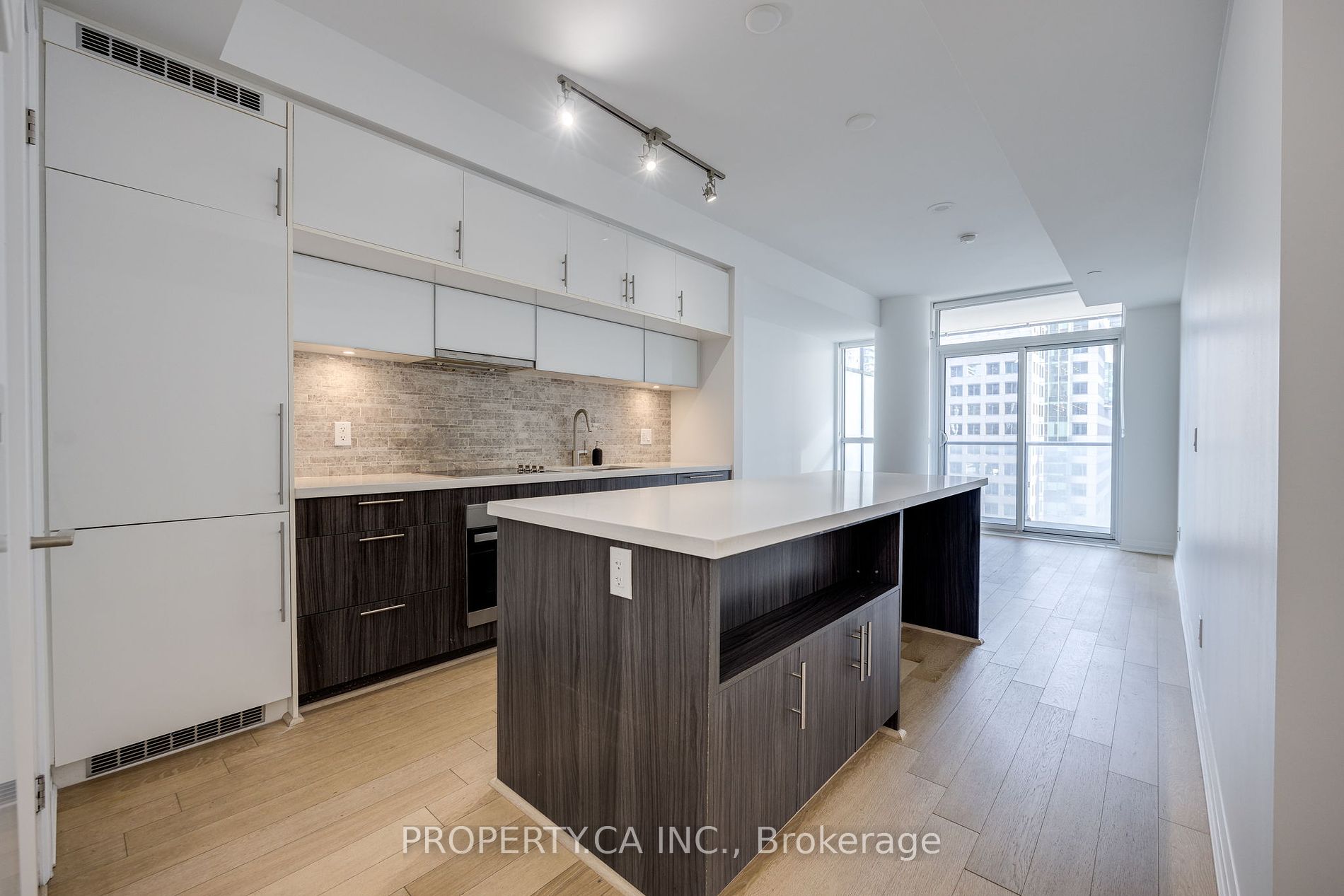 1103 8 Mercer St, Toronto Terminated, C7386368 Condos.ca