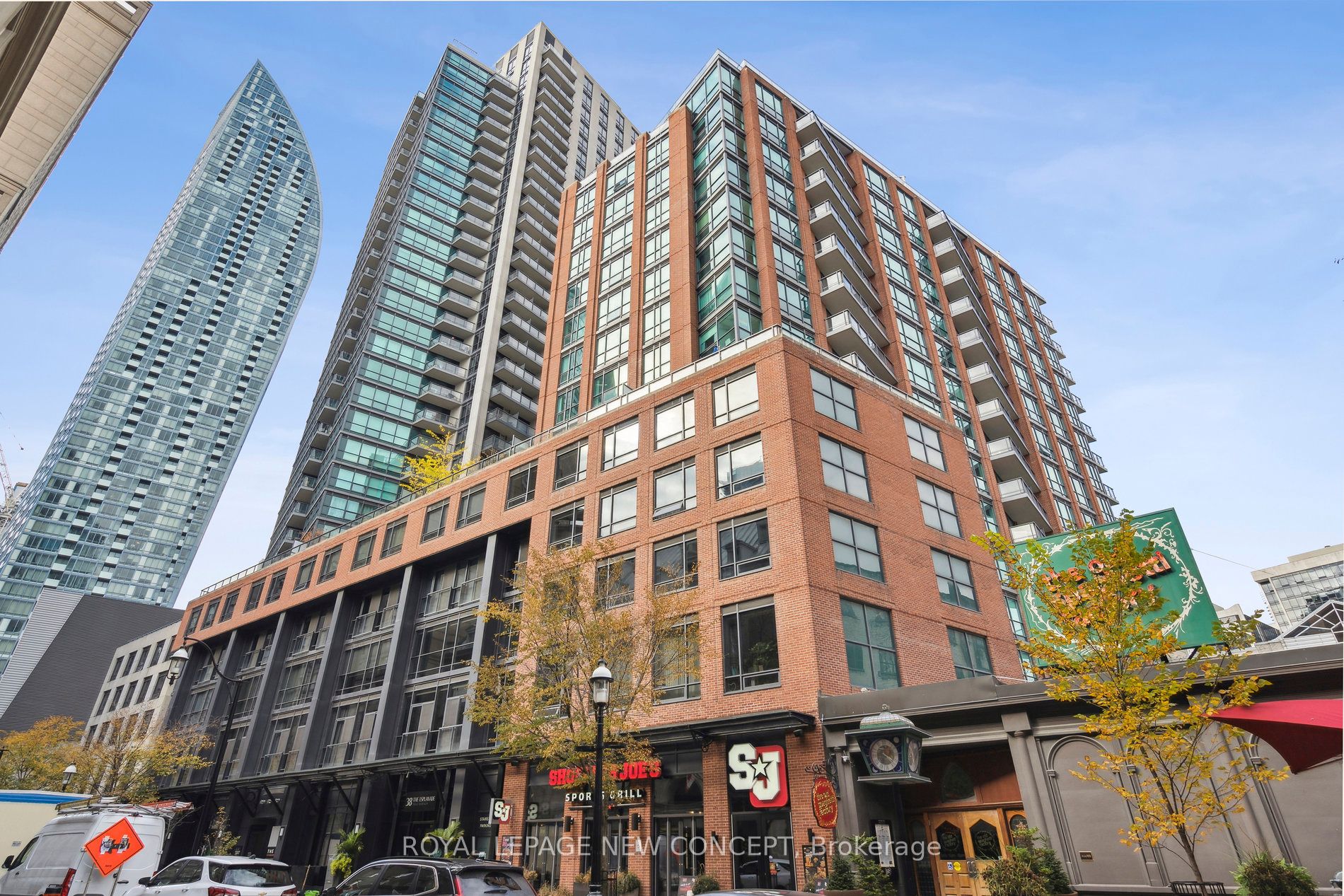 PH01 38 The Esplanade, Toronto Sold, C7387100 Condos.ca