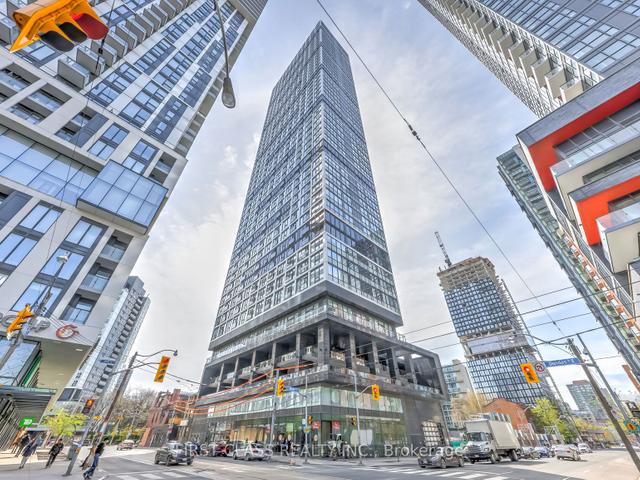181 Dundas St E | Grid Condos | 6 Condos for Sale & 10 Condos for Rent ...