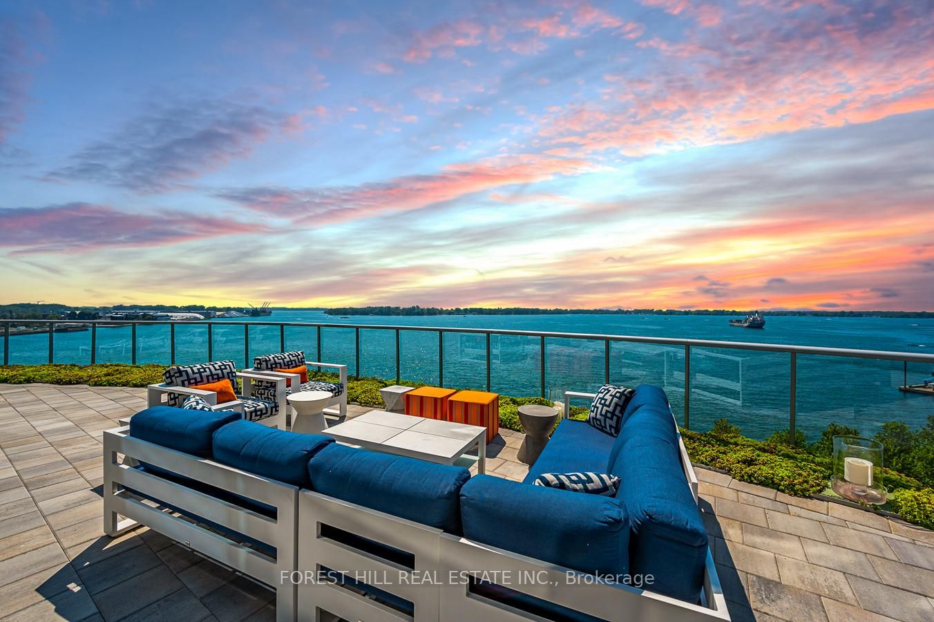 716 1 Edgewater Dr, Toronto Sold, C7402100 Condos.ca