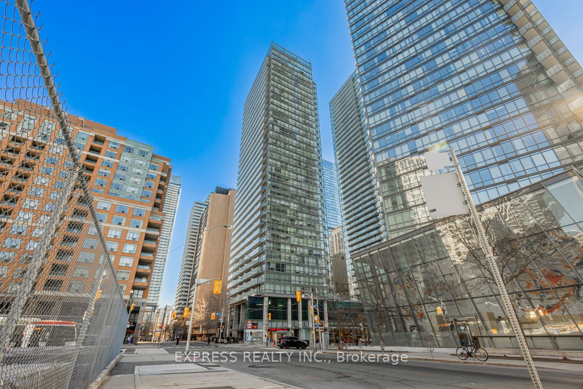 2102 37 Grosvenor St, Toronto Terminated, C8044772 Condos.ca
