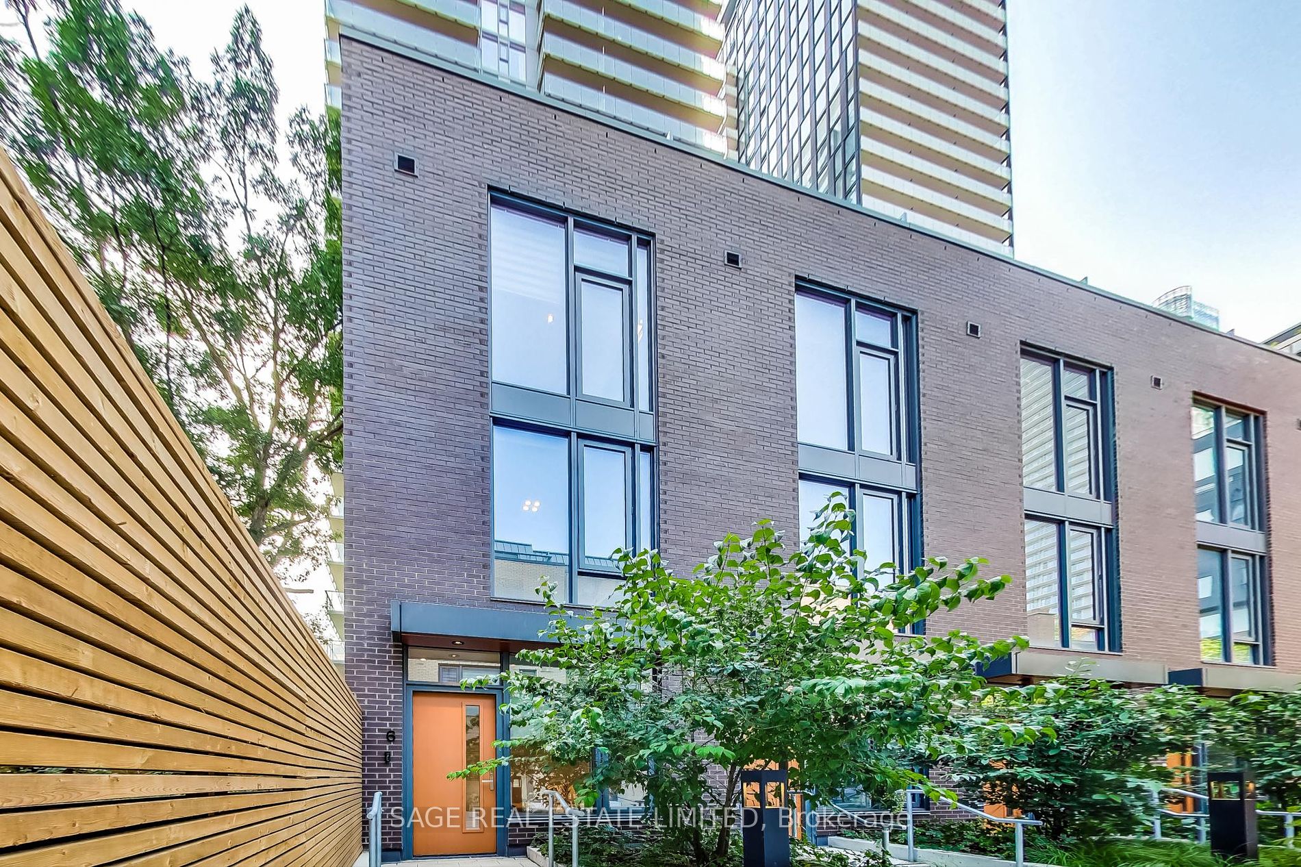 4 33 Dundonald St, Toronto Terminated, C8046374 Condos.ca