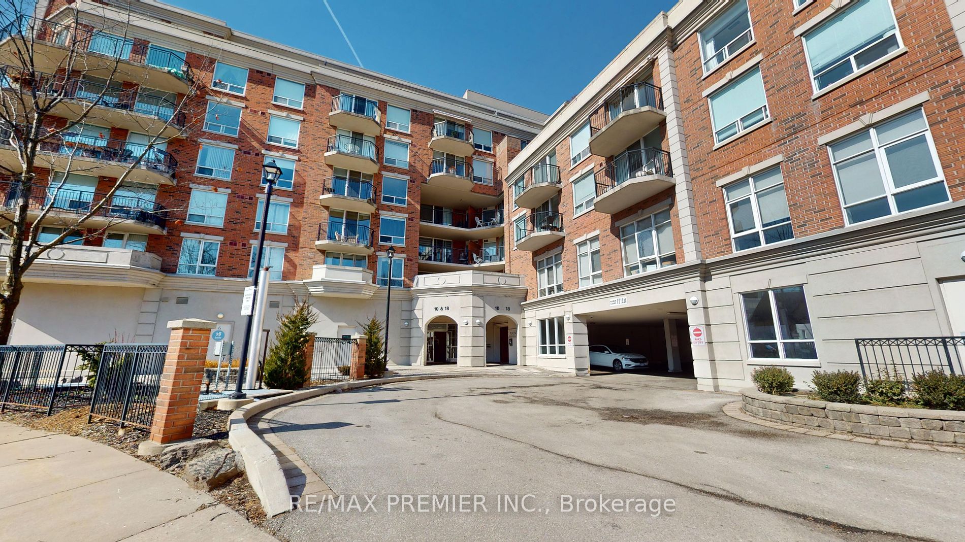 PH08 18 Wanless Ave, Toronto Sold, C8191634 Condos.ca