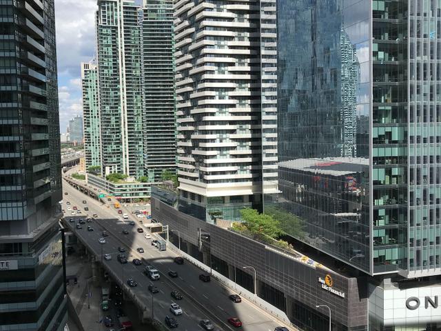 12 York St | Ice Condos | Ice Condos II | 54 Condos for Sale & 33 ...