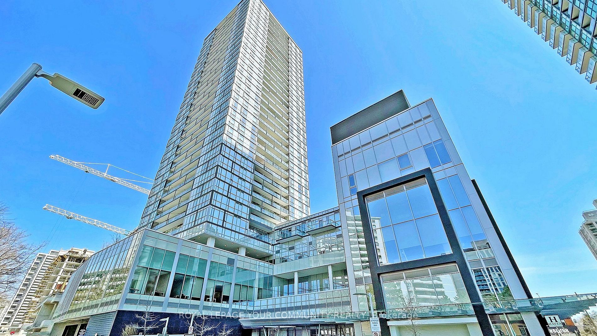 3305 5180 Yonge St, North York For Rent 3,350 Condos.ca