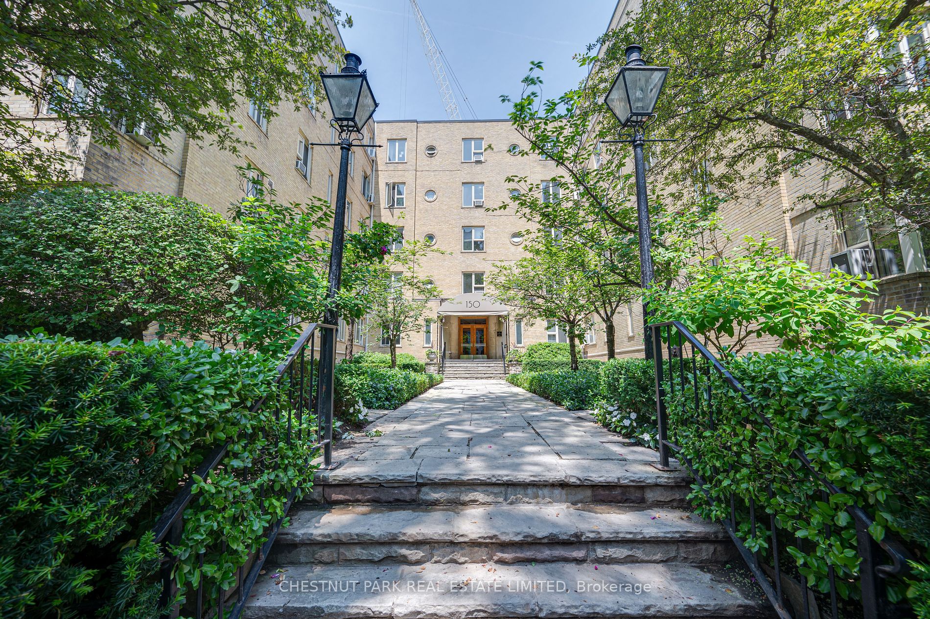 218 150 Farnham Ave, Toronto Sold, C8471414 Condos.ca