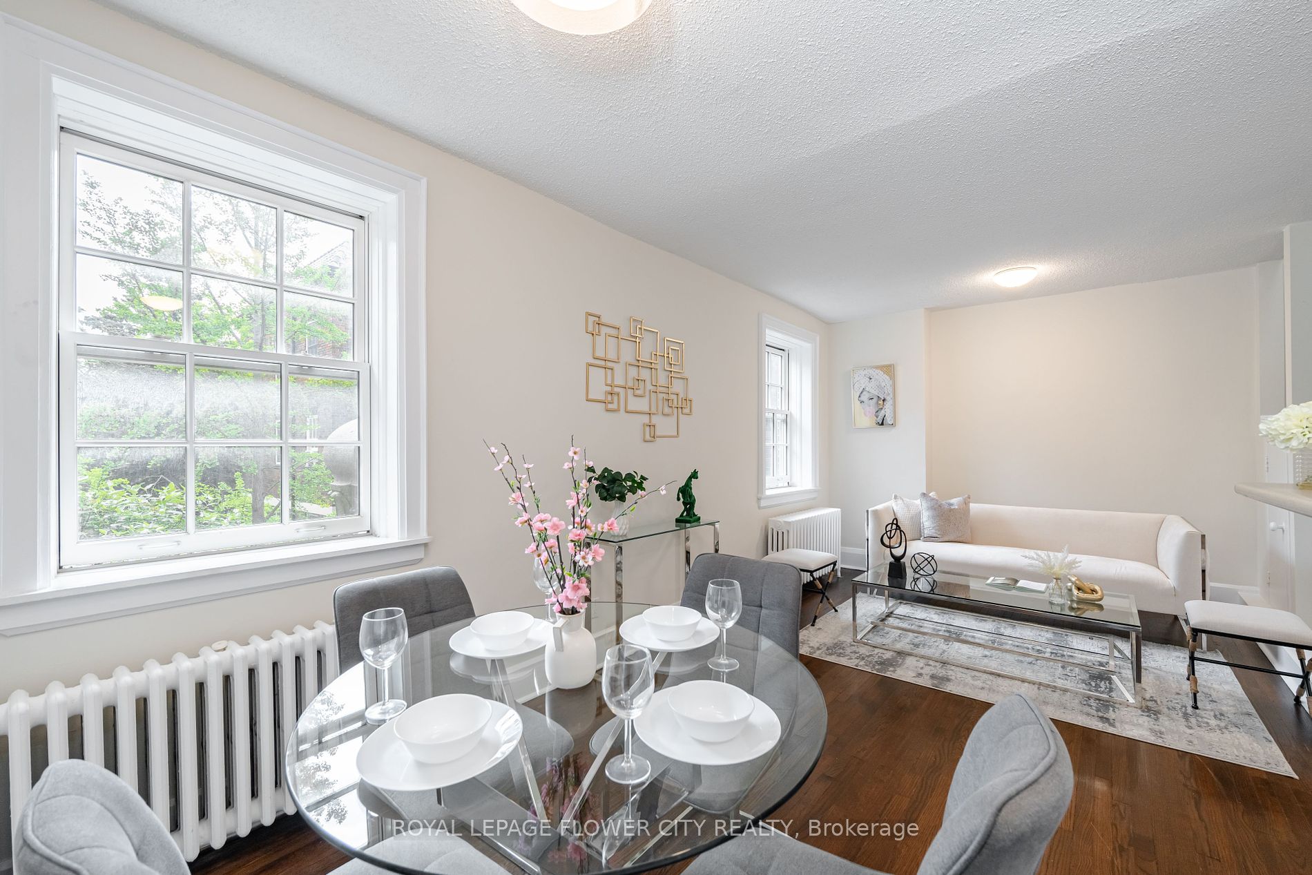 200 480 Oriole Pkwy, Toronto For Sale 597,777 Condos.ca