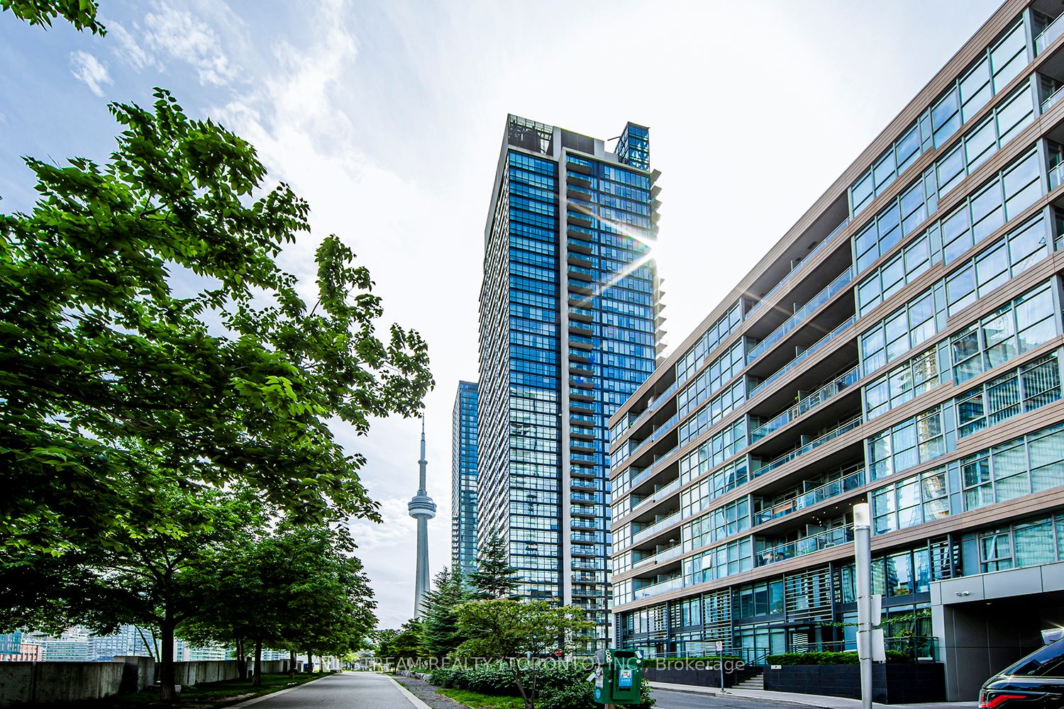 1712 25 Capreol Crt, Toronto For Rent 3,300 Condos.ca