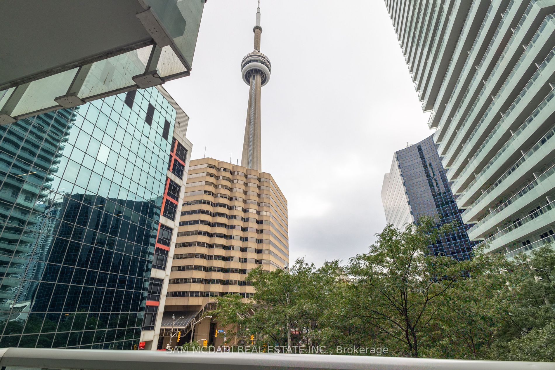 323 20 John St, Toronto For Sale 558,800 Condos.ca