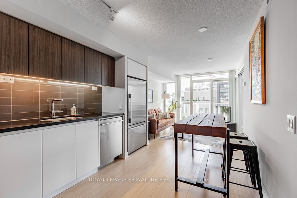 85 Queens Wharf Rd, Toronto For Rent 2,475 Condos.ca