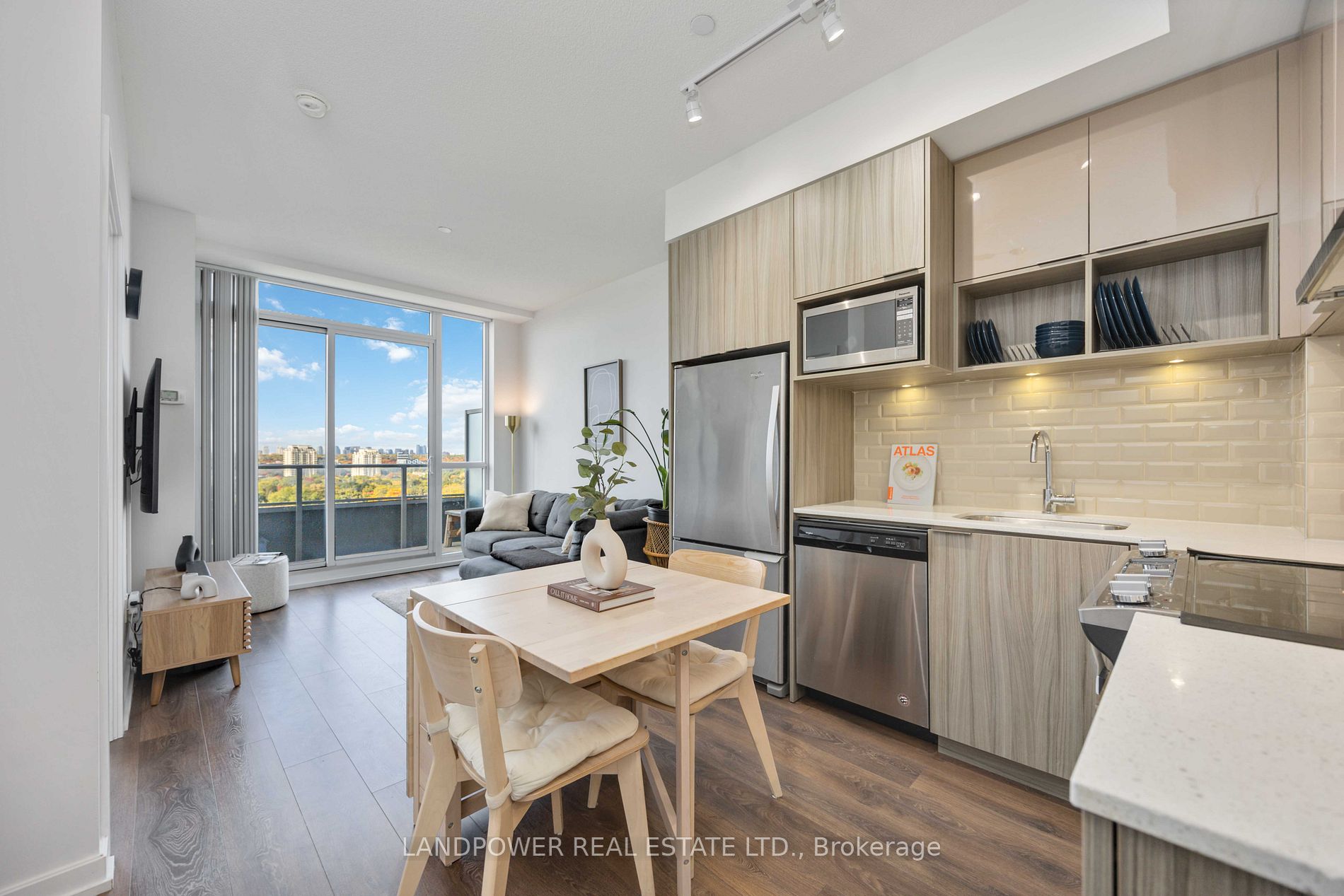 624 52 Forest Manor Rd, North York For Sale 519,000 Condos.ca