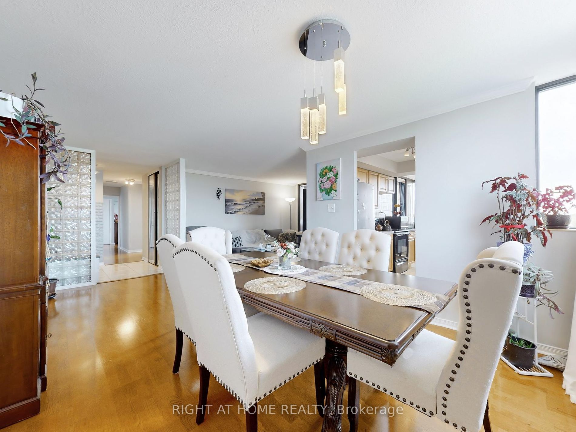 706 133 Torresdale Ave, North York For Sale 689,000 Condos.ca