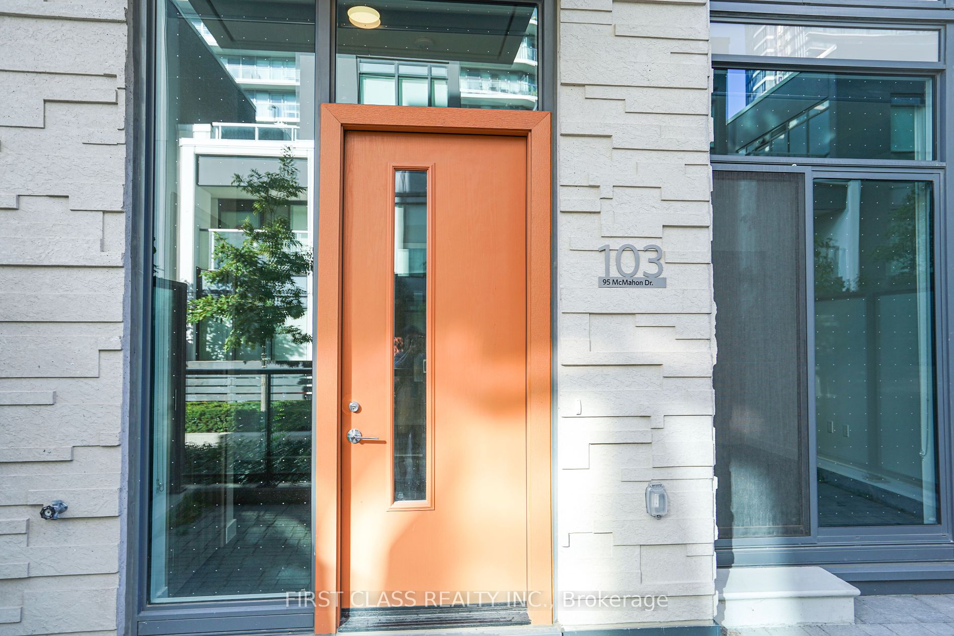 TH103 95 Mcmahon Dr, North York For Sale 1,160,000 Condos.ca
