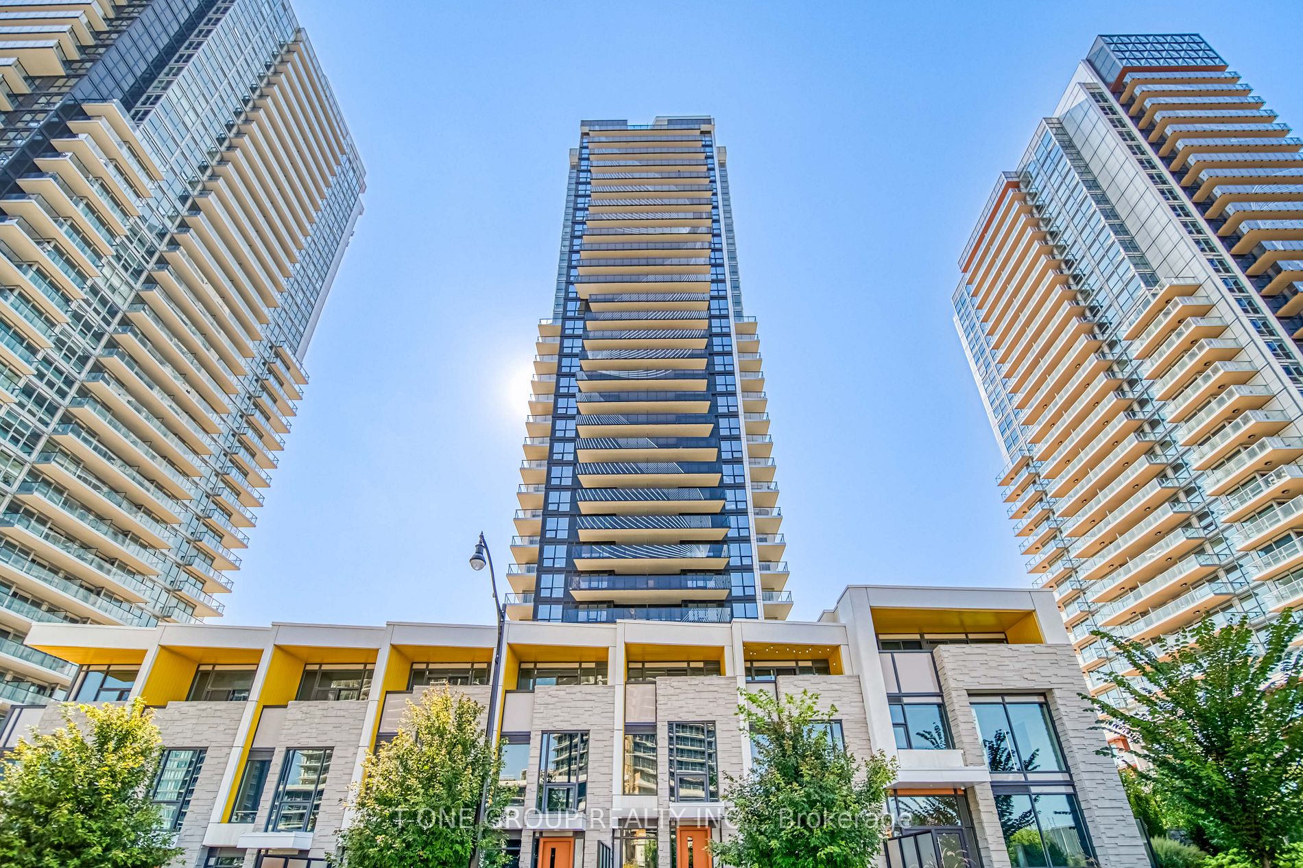 2305 85 Mcmahon Dr, North York For Sale 590,000 Condos.ca