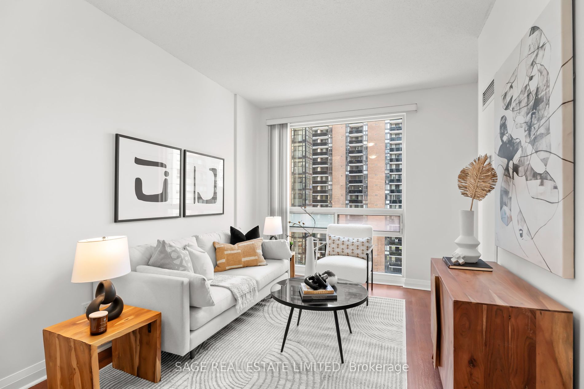 1003 1121 Bay St, Toronto For Sale 549,900 Condos.ca