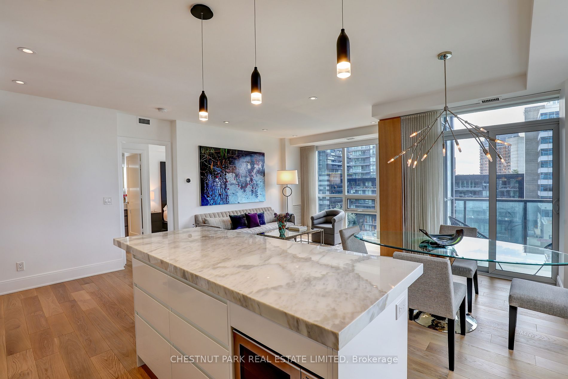 620 70 Roehampton Ave, Toronto For Sale 1,145,000 Condos.ca