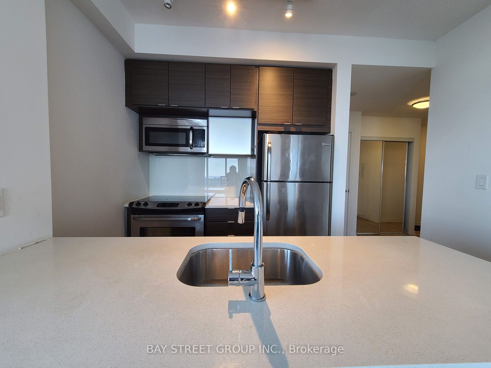 1903 62 Forest Manor Rd, North York For Rent 3,150 Condos.ca
