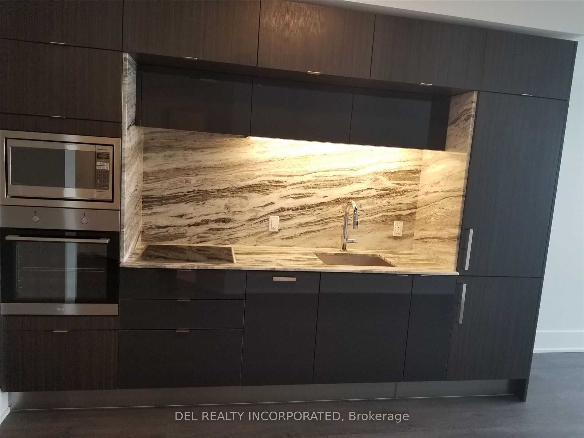 304 1 Edgewater Dr, Toronto For Rent 2,600 Condos.ca