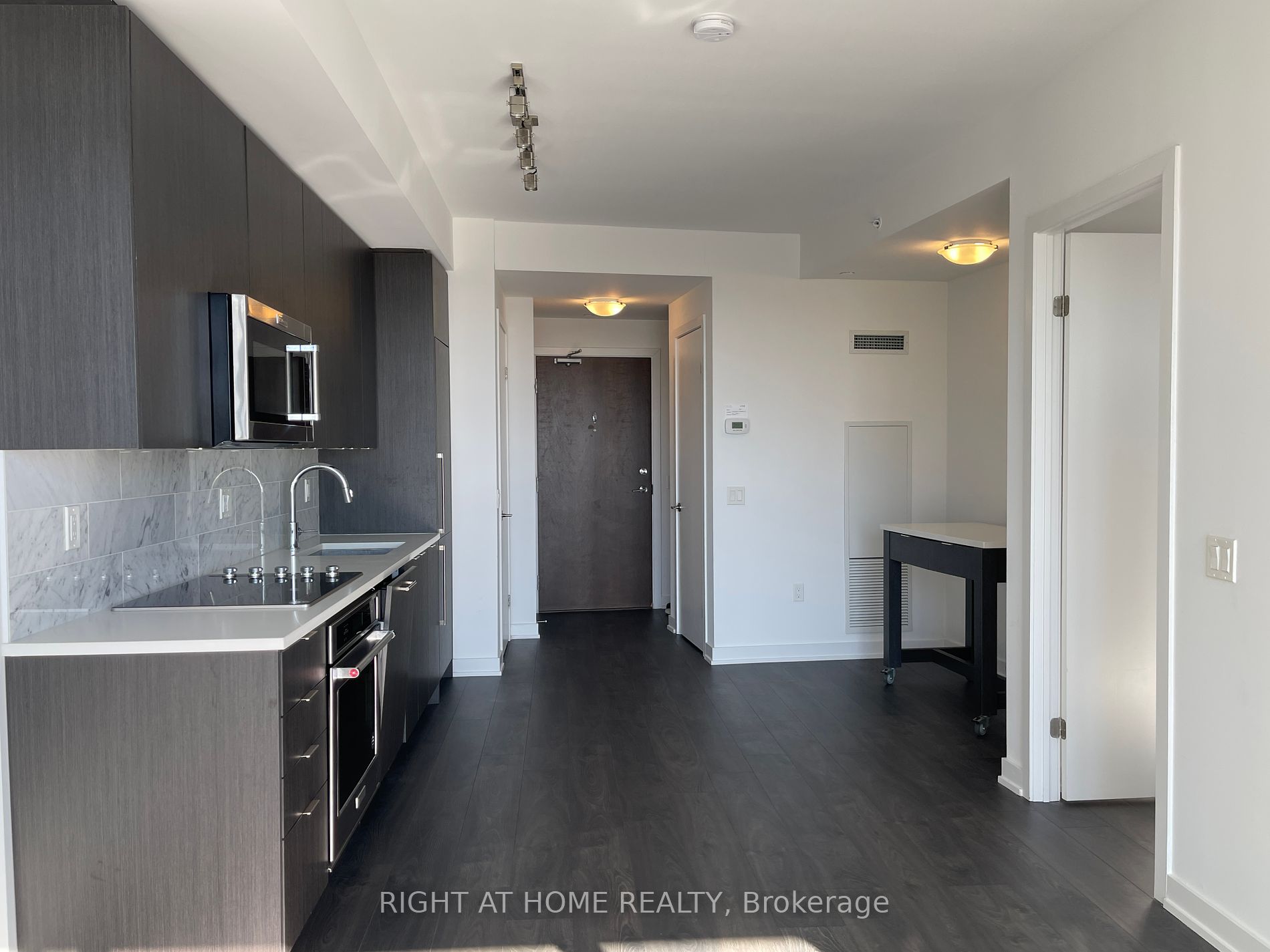 1711 38 Iannuzzi St, Toronto For Rent 2,500 Condos.ca