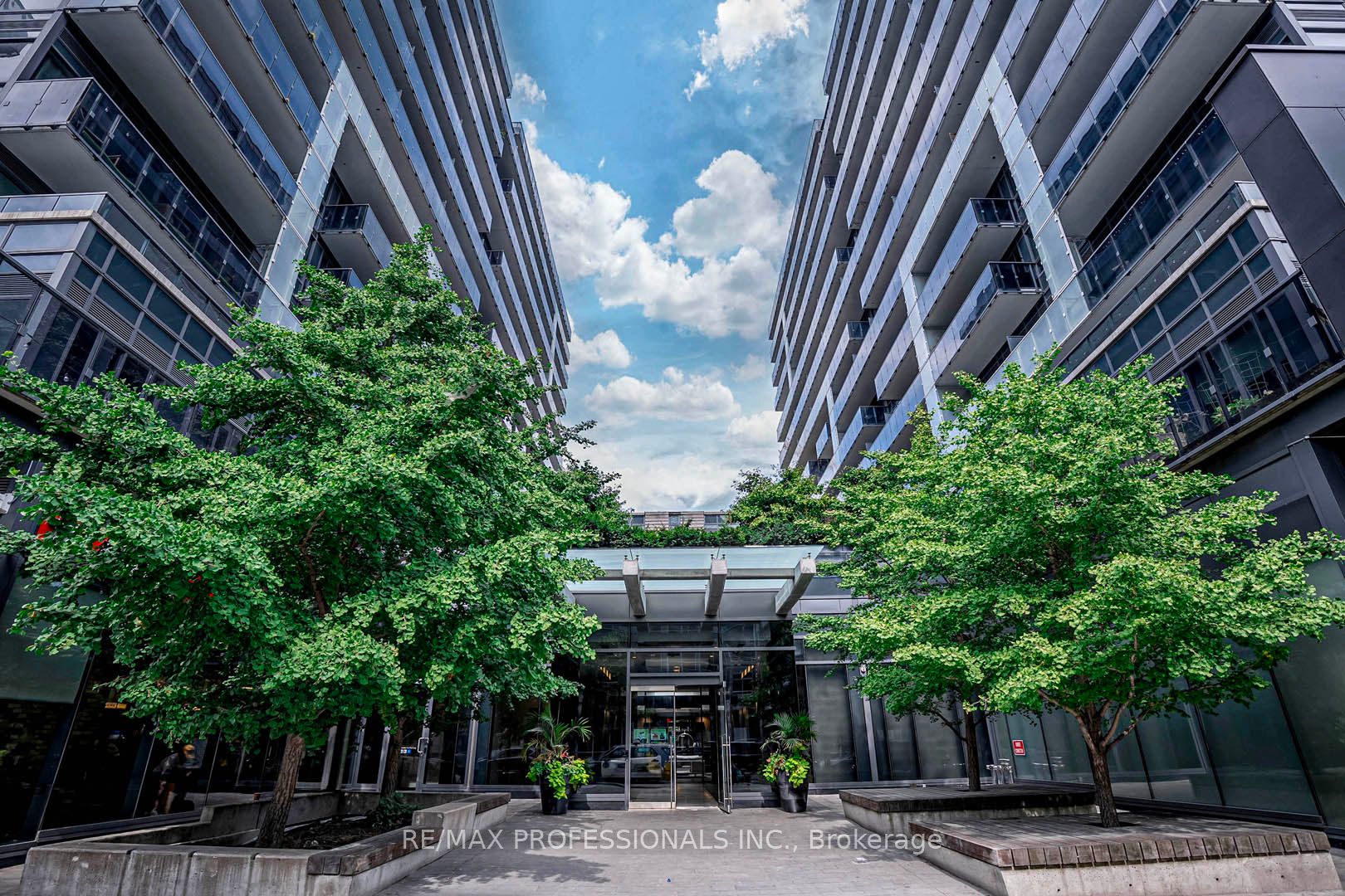 936 1030 King St, Toronto For Sale 585,000 Condos.ca