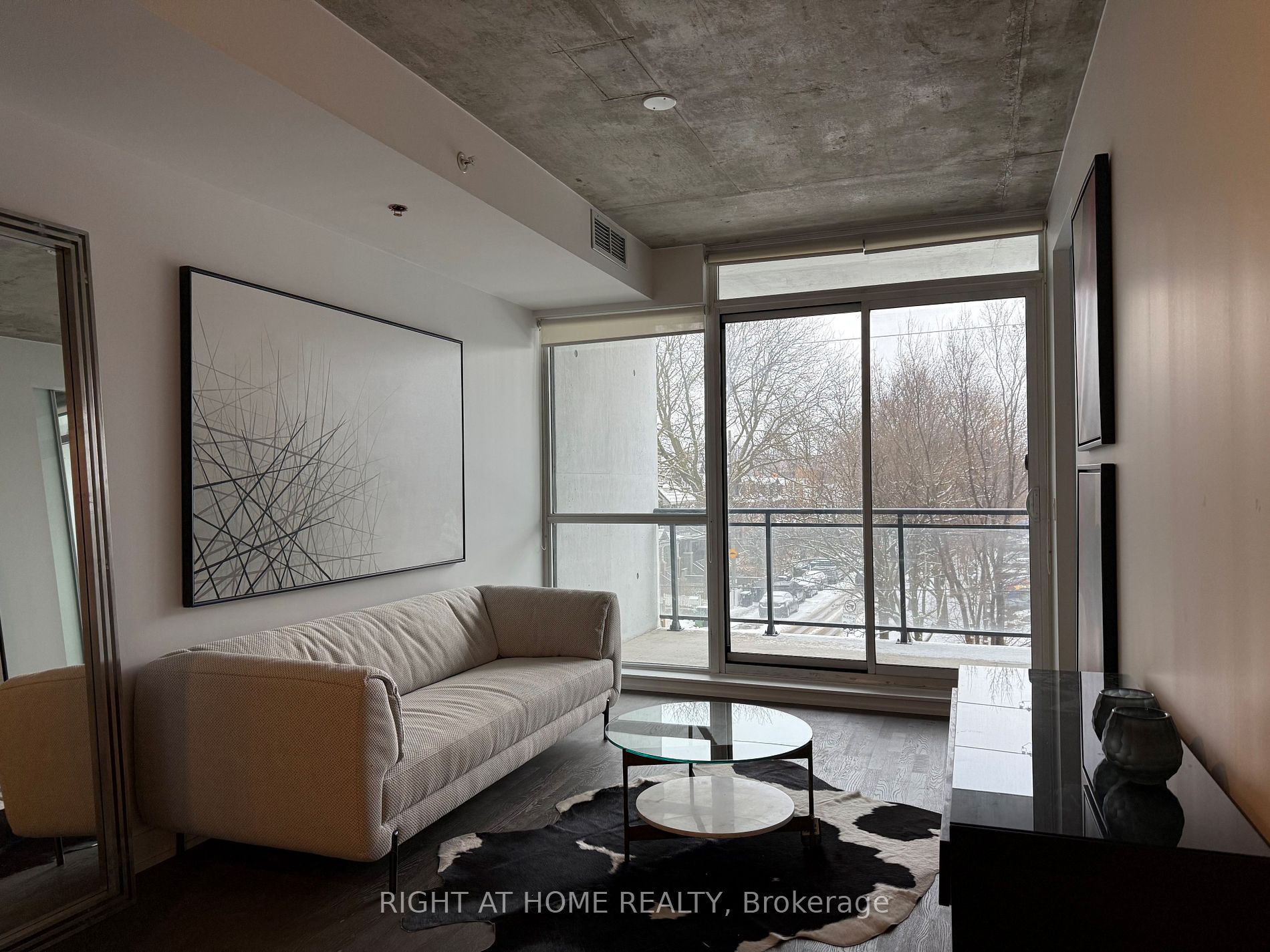 6 1238 Dundas St E, Toronto For Sale 779,900 Condos.ca