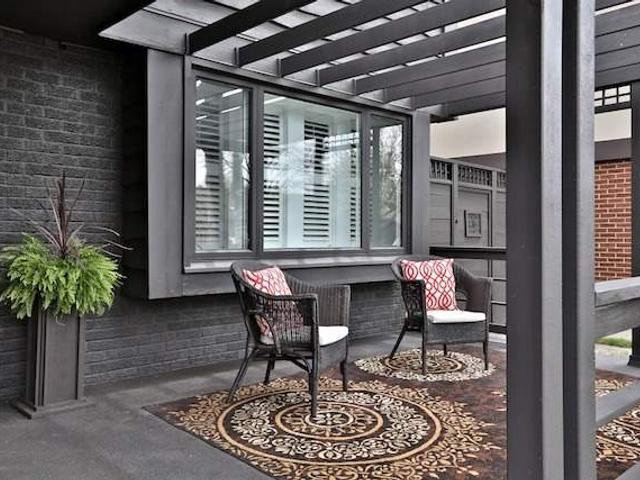 19 Macklingate Crt
