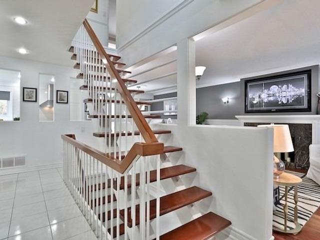 19 Macklingate Crt