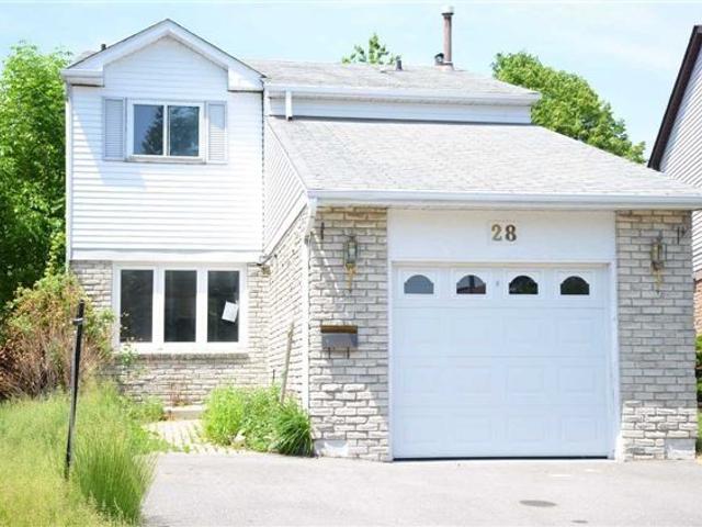 28 Valley Stream Dr