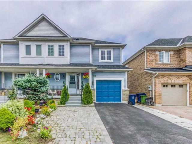27 Freeport Dr