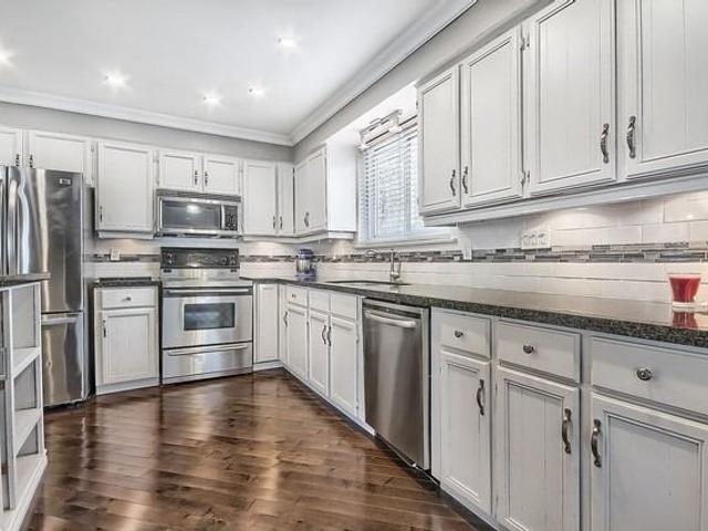20 Albery Cres