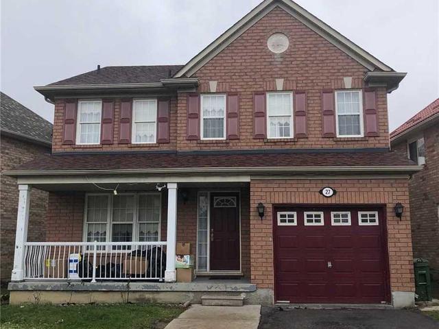 27 Bobolink Ave