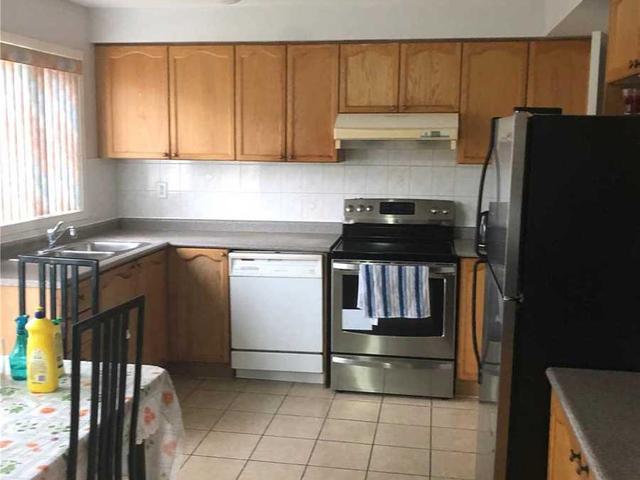 27 Bobolink Ave