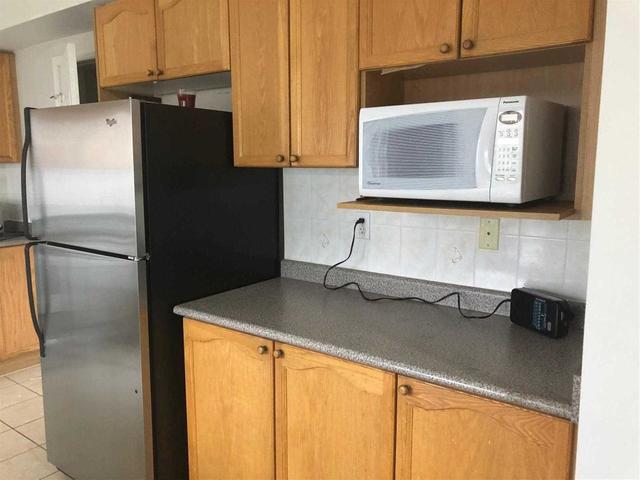 27 Bobolink Ave