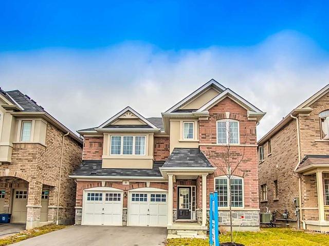 8 Skelton Cres
