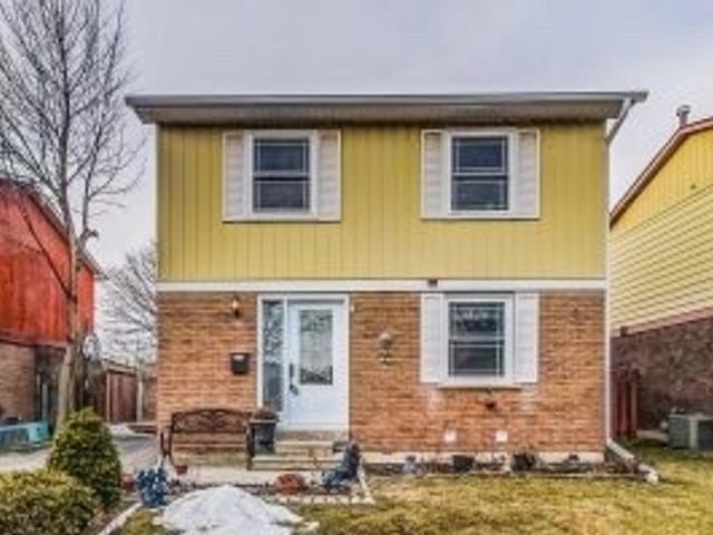 54 Dunsfold Dr