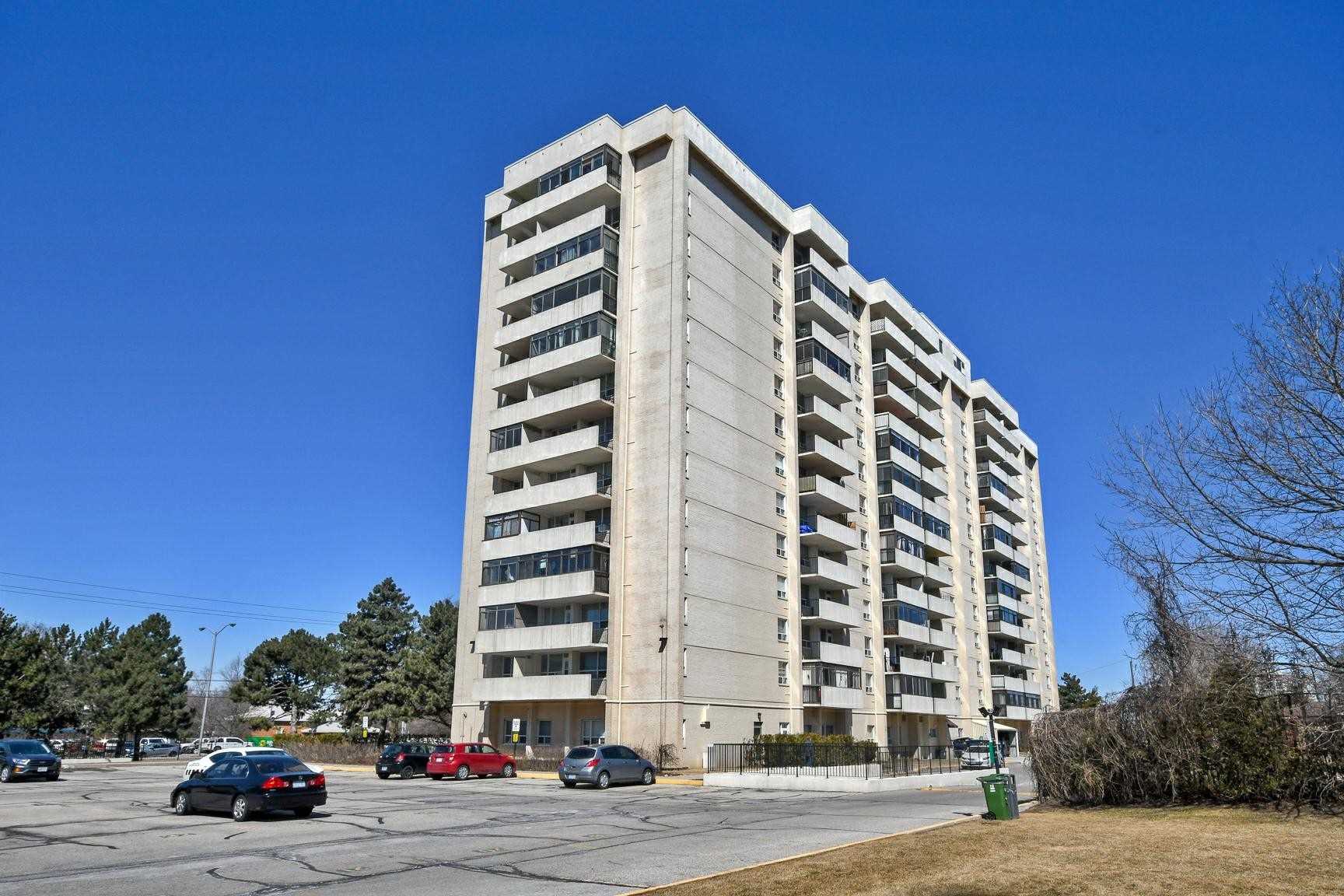 302 3311 Kingston Rd, Scarborough Sold, E4395894 Condos.ca