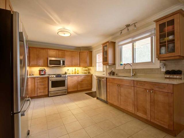 363 Orange Cres