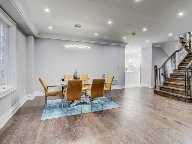73 Harewood Ave