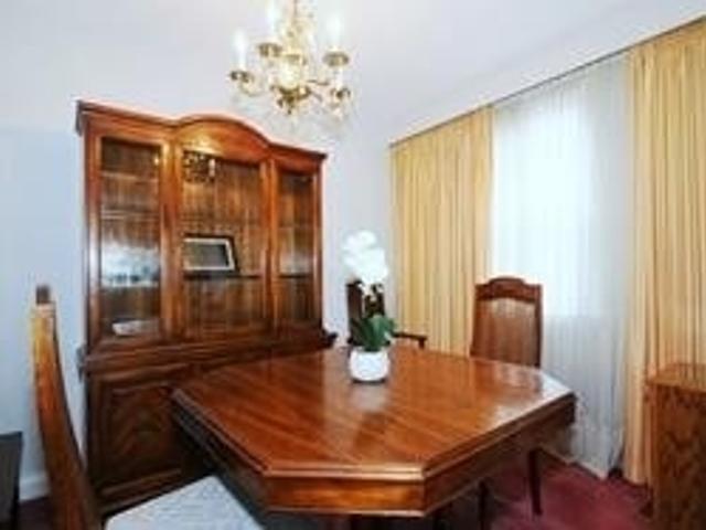 12 Mccowan Rd