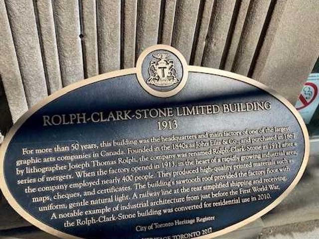 L02 - 201 Carlaw Ave