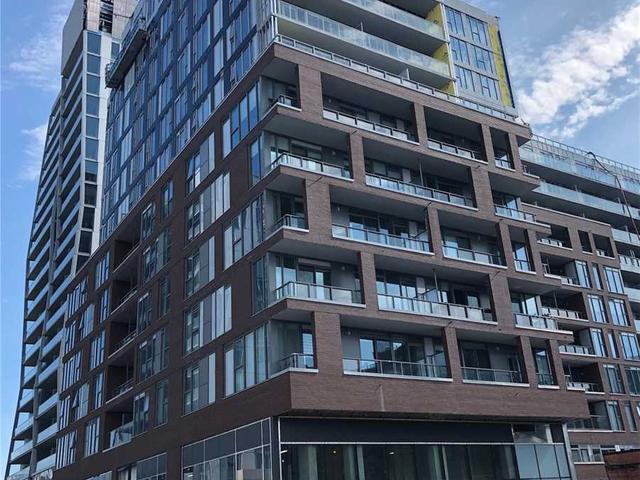 202 - 30 Baseball Pl