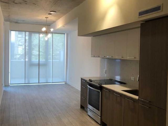 202 - 30 Baseball Pl