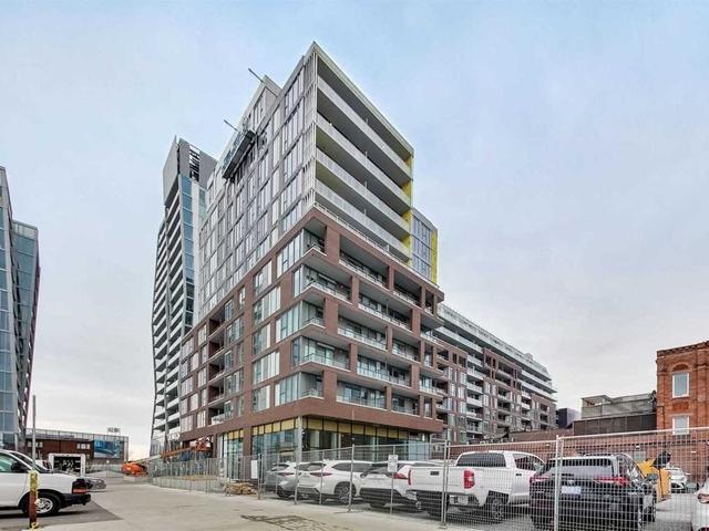 418 - 30 Baseball Pl