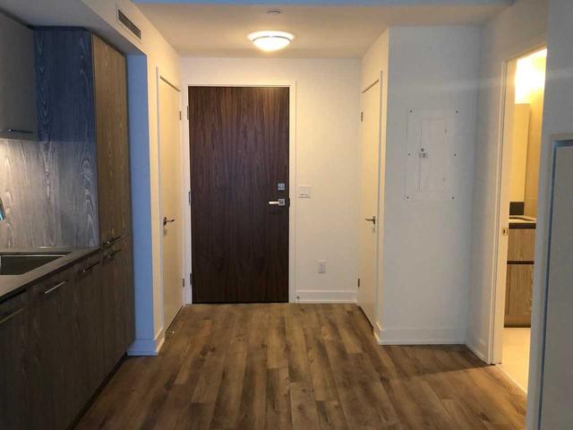 418 - 30 Baseball Pl