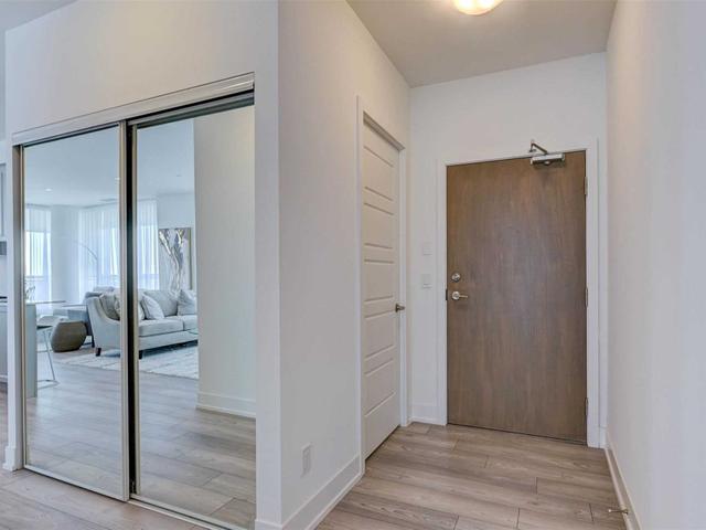 PH02 - 1255 Bayly St